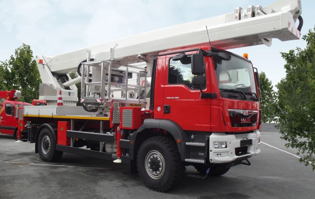 Wumag WT450 – 45M Truck Mounted Boom